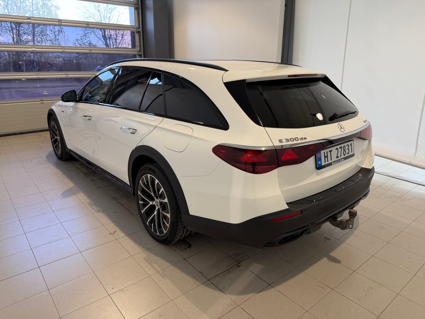 Bilde 4 av Mercedes-Benz E 300 de 4MATIC All-Terrain All-Terrain: SKINN/MASSASJE/HEAD UP mm