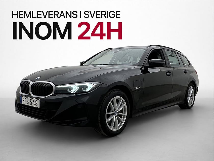 Bild 3 av BMW 330e xDrive Touring 292hk MOMS Widescreen Navi CarPlay Sensorer
