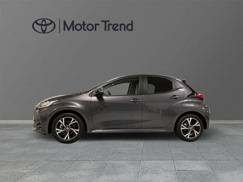 Bild 3 av Toyota Yaris Hybrid 115 1,5 5D ACTIVE PLUS SÄKERHETSPAKE