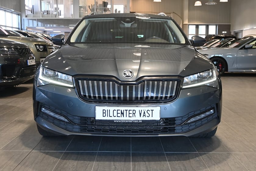 Bild 5 av Škoda Superb iV Kombi Skoda 1.4 Plug-in Hybrid L&K Business Adventure