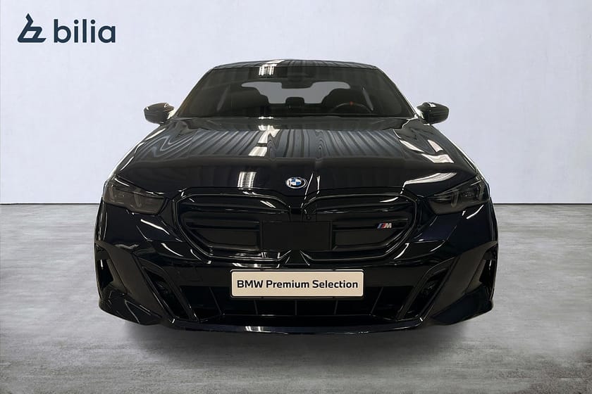 Bild 5 av BMW i5 M60 xDrive Sedan M-Sport Pro | B&W | Drag | Panorama