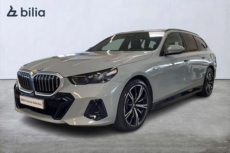 BMW 530e xDrive Touring M Sport H/K Värmare 360 Kamera HUD Drag