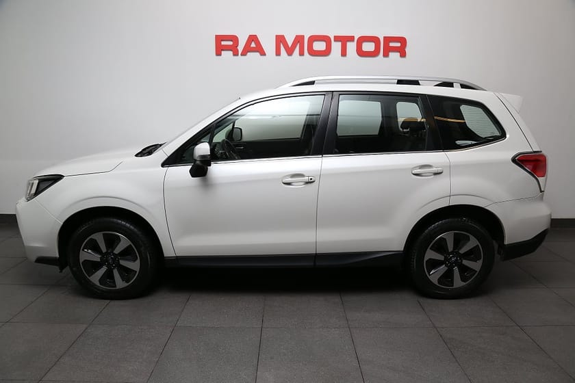 Bild 3 av Subaru Forester 2,0i 150hk XS CVT AWD Dragkrok