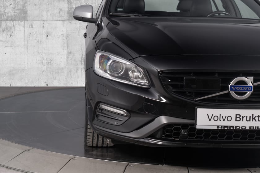 Bilde 5 av Volvo V60 D5 AWD R-Design. Krok/Adaptiv cc/Oppv.ratt/Aktive lys