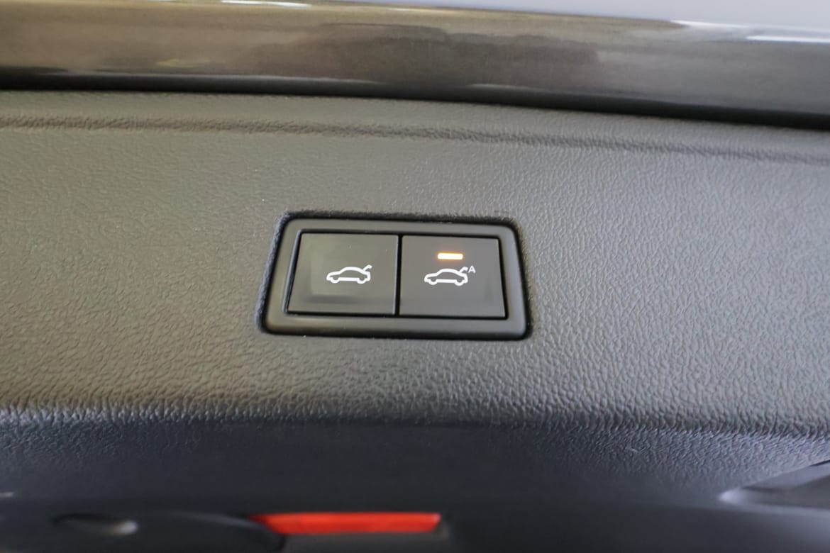 Volkswagen Touareg 2021 - miniatyr 32