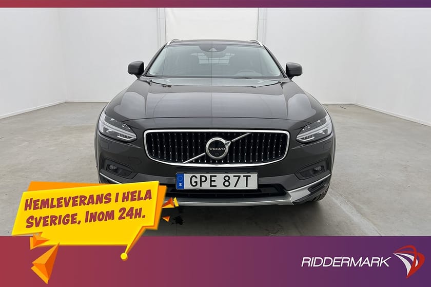 Bild 2 av Volvo V90 Cross Country B6 AWD Pano Luft H/K Värm HUD Drag