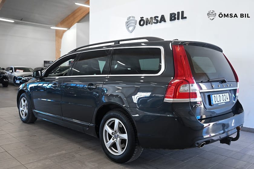 Bild 5 av Volvo V70 D4 Momentum BLIS Värmare Drag 181hk