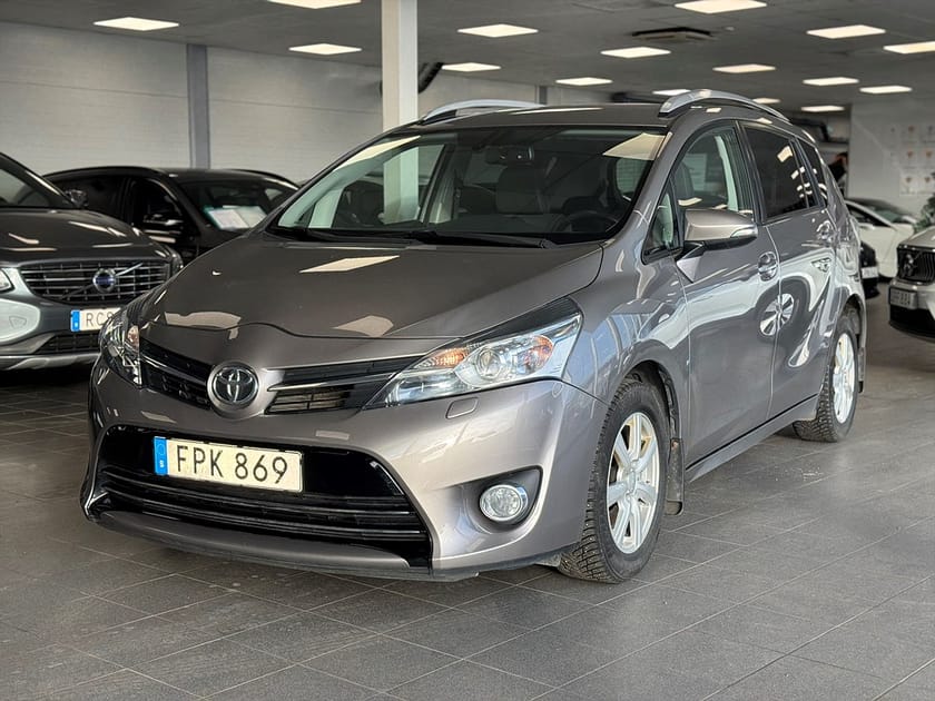Bild 3 av Toyota Verso VVT-i 1.8 7-Sits Kamera Edition *En ägare*
