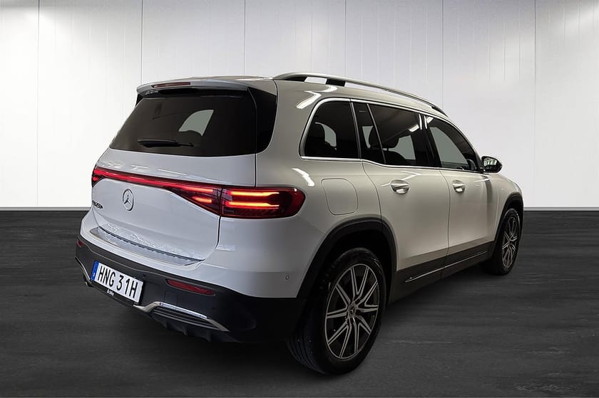 Bild 4 av Mercedes-Benz EQB 250+ AMG 7 Sits Panorama Rattvärmare