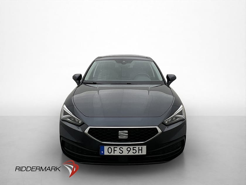 Bild 2 av SEAT Leon 1.0 eTSI DSG 110hk Plus-pkt Carplay Adp-fart
