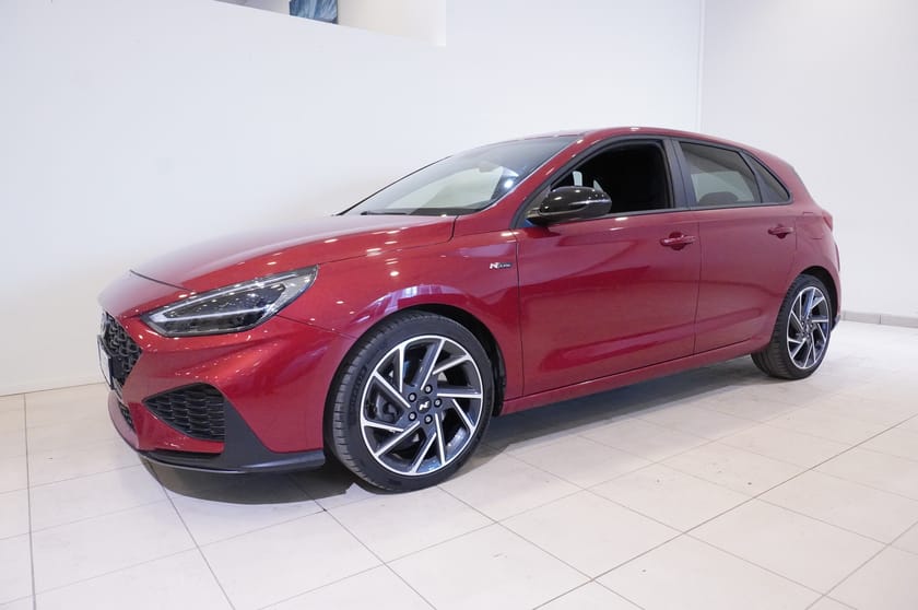 Bild 3 av Hyundai i30 1.5 T-GDi DCT MHEV N Line 160hk, Backkamera, Rattvärme, Stolsvärme