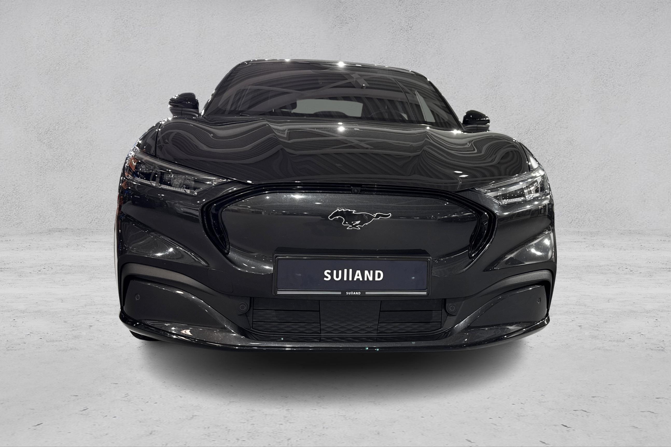 Thumnail bilde 3 av Ford Mustang Mach-E Long Range AWD