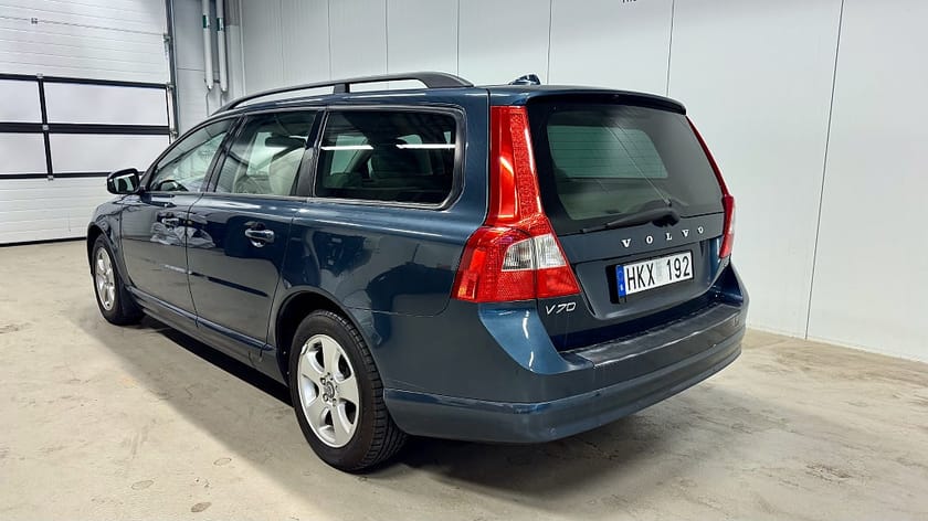 Bild 4 av Volvo V70 2,0F 145 Momentum / RTI /