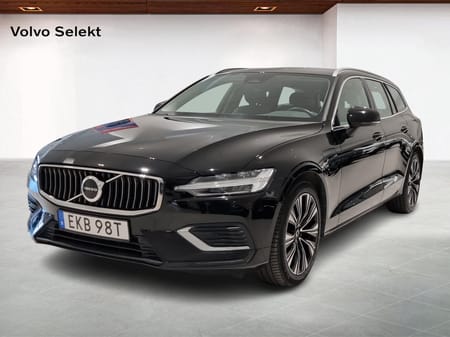 Volvo V60 Recharge T6 Core Edition - Navi!