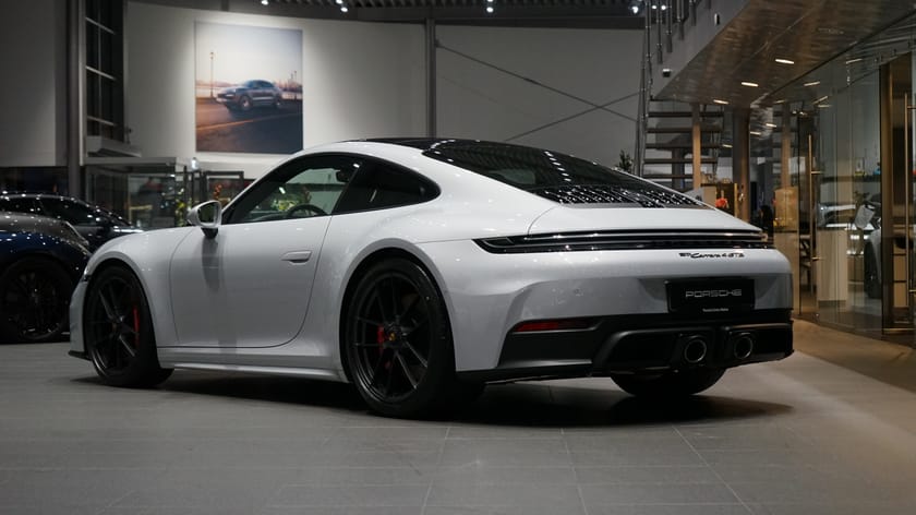 Bild 2 av Porsche 911 Carrera 4 GTS 