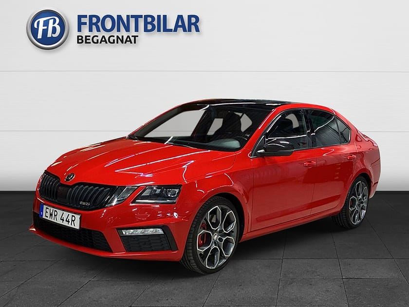 Bild 4 av Škoda Octavia RS Skoda 2.0 TSI/Pano/el-stol/Drag/DCC Chassi/19"/EN ÄGARE