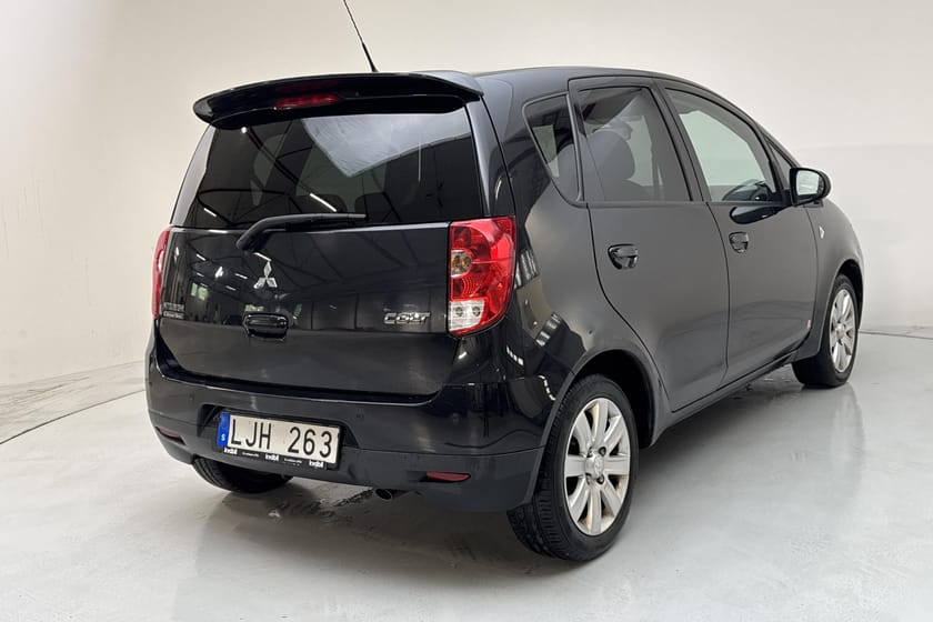 Bild 3 av Mitsubishi Colt 1.3 5dr (95hk) Lågmil Farthållare