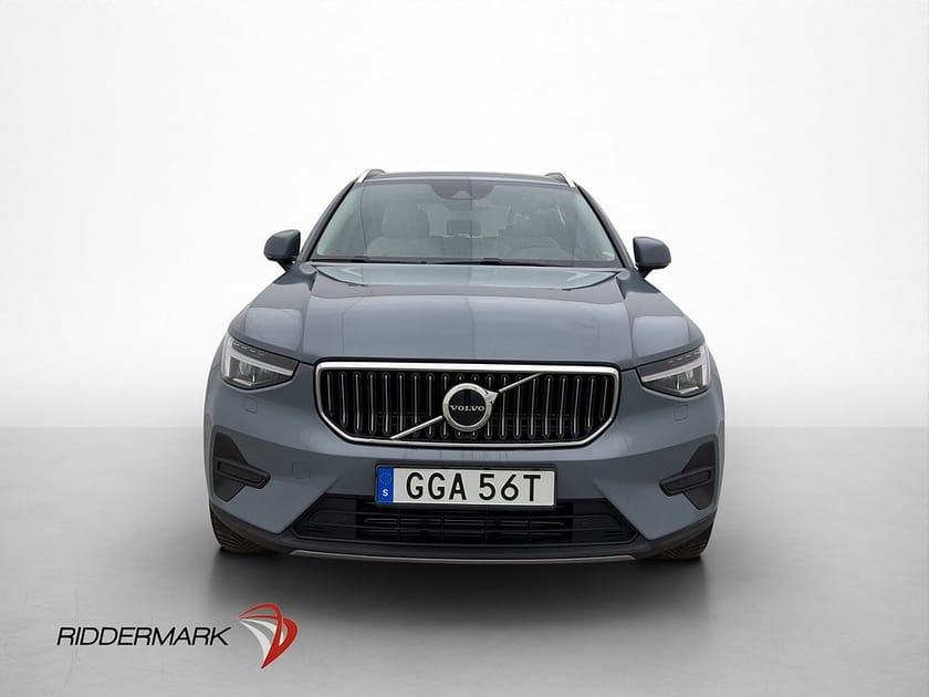 Bild 2 av Volvo XC40 Recharge T4 Core Bright Värmare Drag Skinn MOMS