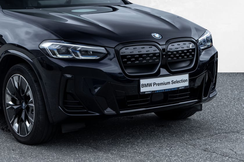 Bilde 2 av BMW iX3 Fully Charged Pano H.feste ACC HeadUP H/K
