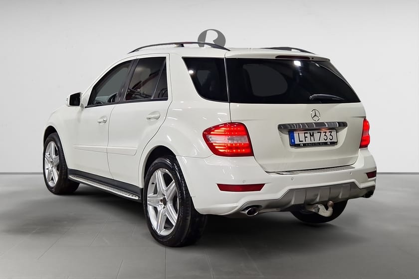 Bild 5 av Mercedes-Benz ML 350 CDI 4MATIC 231 HK AUT 4M AMG DRAG TAKLUCKA 21"