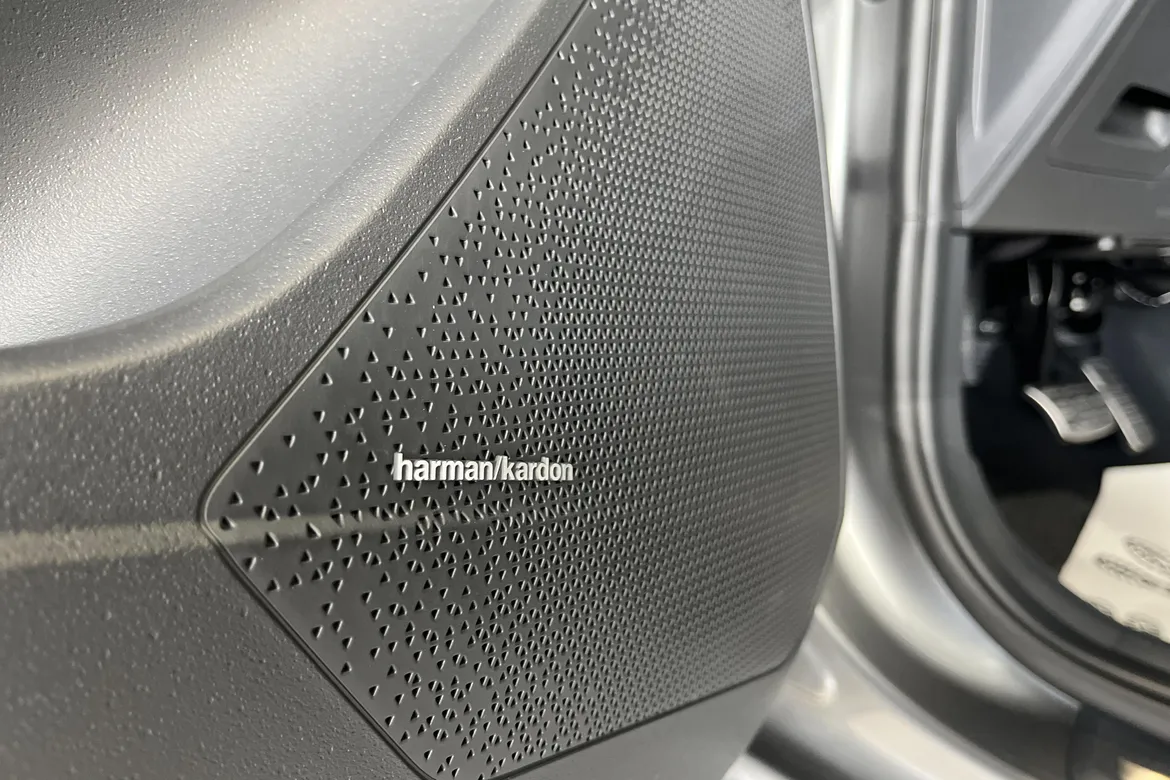 picture of a car