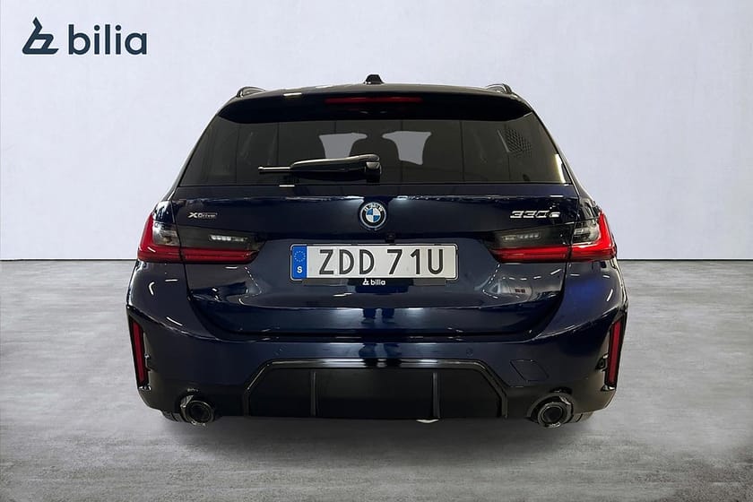 Bild 4 av BMW 330e xDrive Touring M-sport Pro | DEMO | Panorama | 360