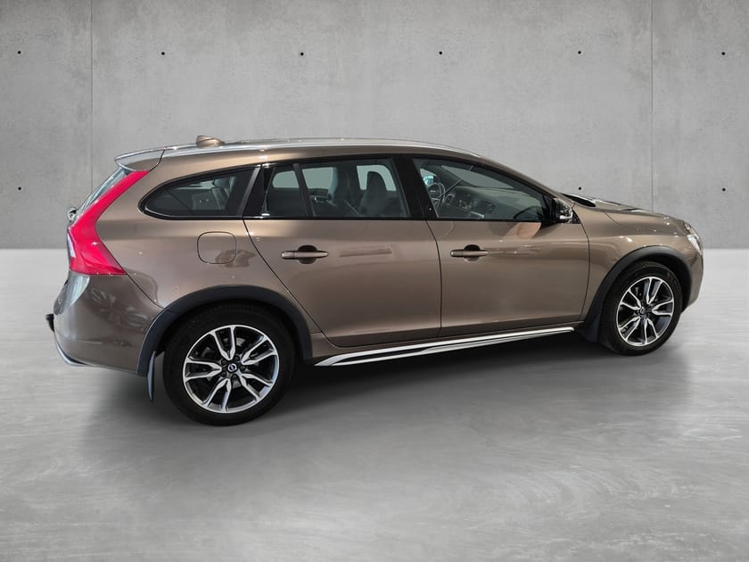 Bild 4 av Volvo V60 Cross Country D4 AWD Bus Adv Summum