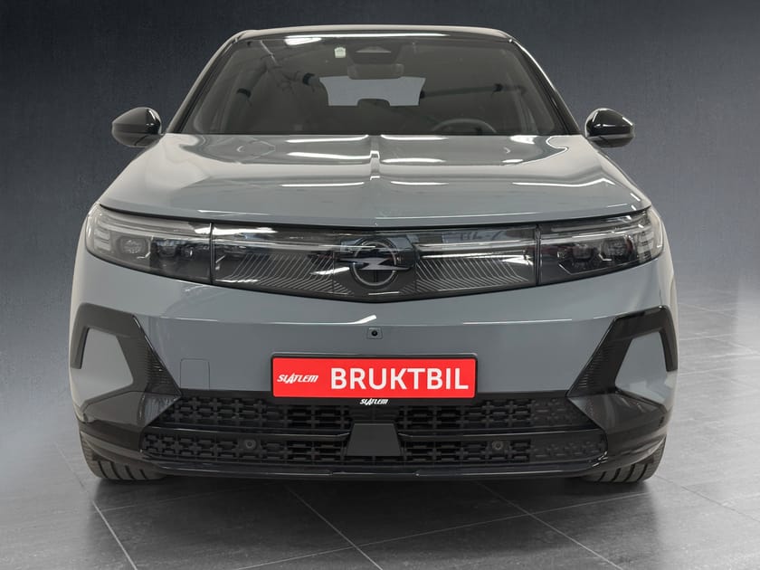 Bilde 2 av Opel Grandland Electric AWD Ultimate 325HK AWD|NAVI/ACC/360/HUD/PANO/MATRIX/KROK++