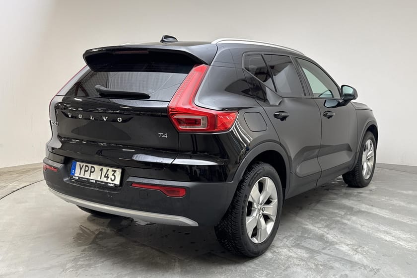 Bild 3 av Volvo XC40 T4 2WD (190hk) Momenum Advanced Drag B-Kam