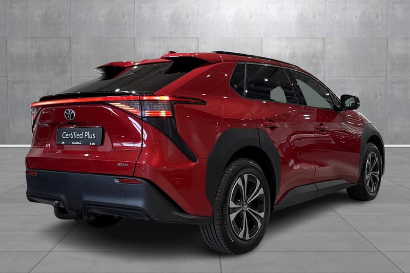 Bilde 5 av Toyota bZ4X Executive AWD, h.feste, navi, sensor, skinn