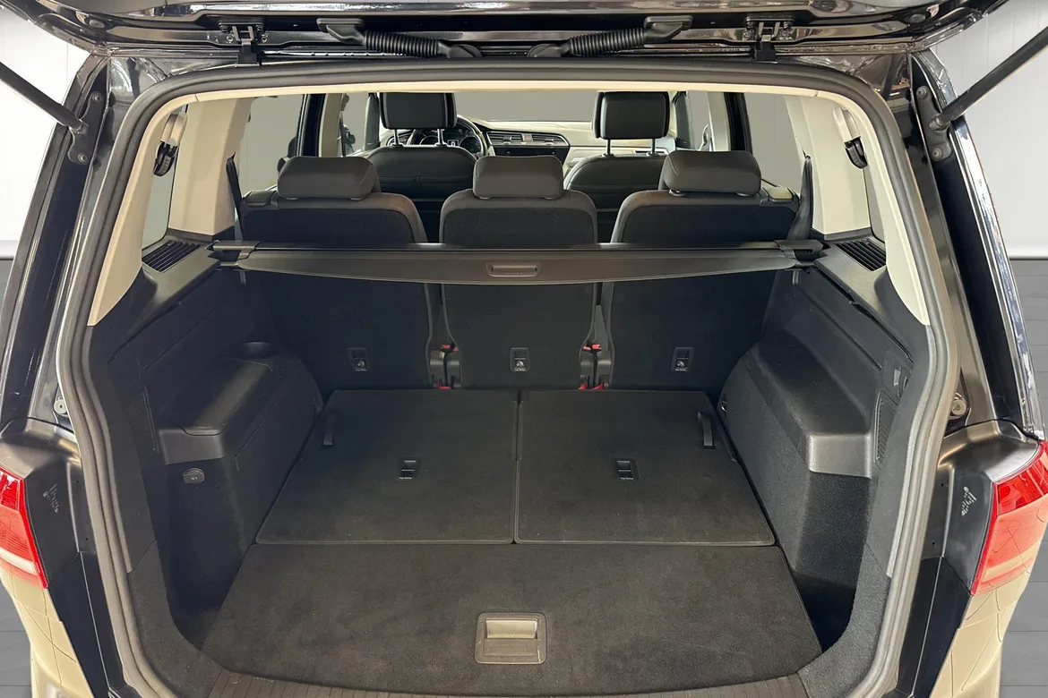 picture of a car