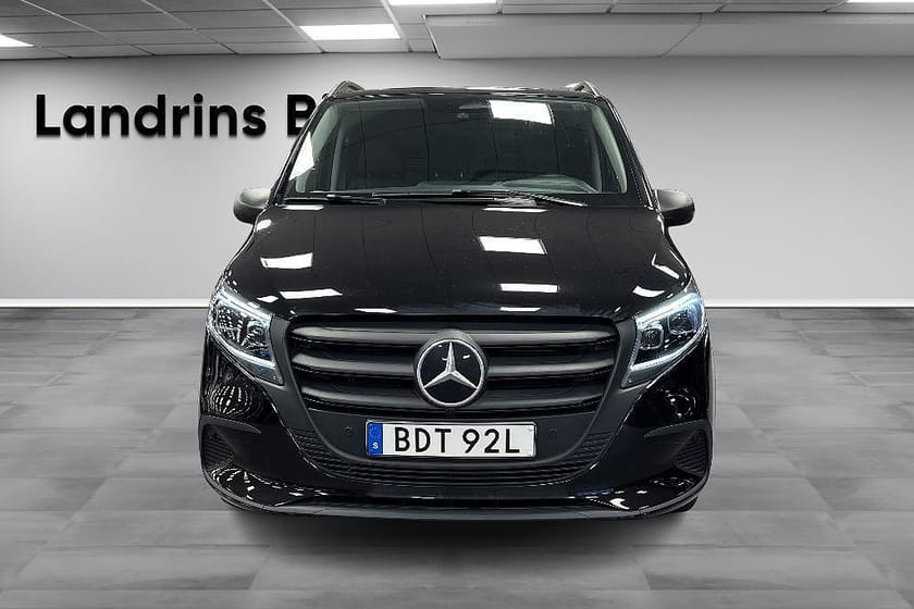 Bild 2 av Mercedes-Benz Vito 116 CDI 4x4 3.0t Lång PRO Automat Drag LED DEMOBIL SÄLJES
