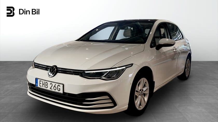Bild 1 av Volkswagen Golf 1.0 Life Panorama/Nav/Rattvärme 110Hk