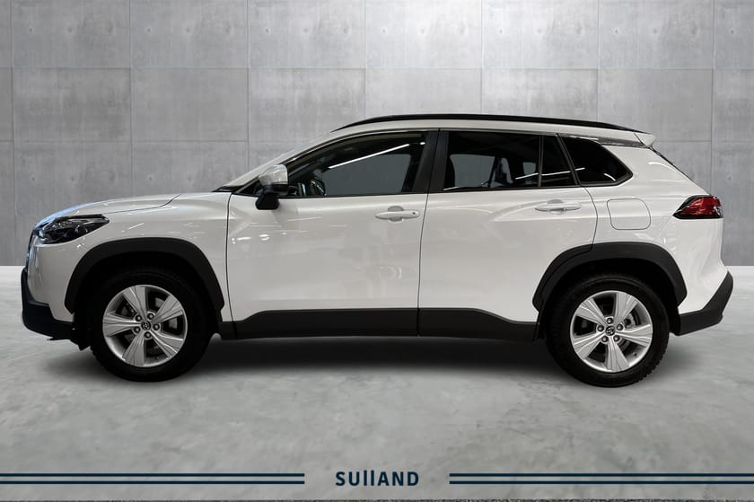 Bilde 2 av Toyota Corolla Cross Hybrid AWD-i ACTIVE TECH, PEARL WHITE, RENTEKAMPANJE