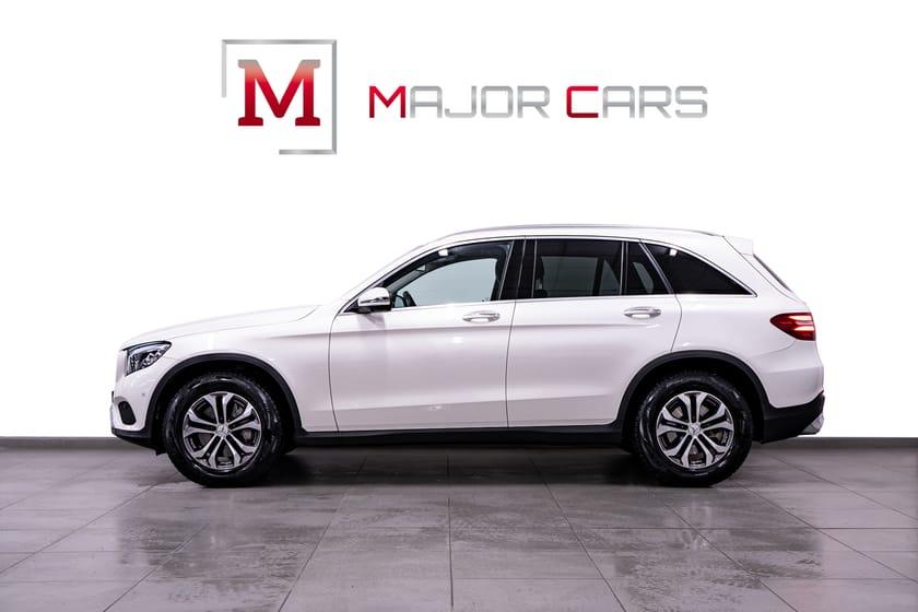 Bild 3 av Mercedes-Benz GLC 220 d 4MATIC 4M Burmester Minnepkt 360° Distronic Luftfjädring