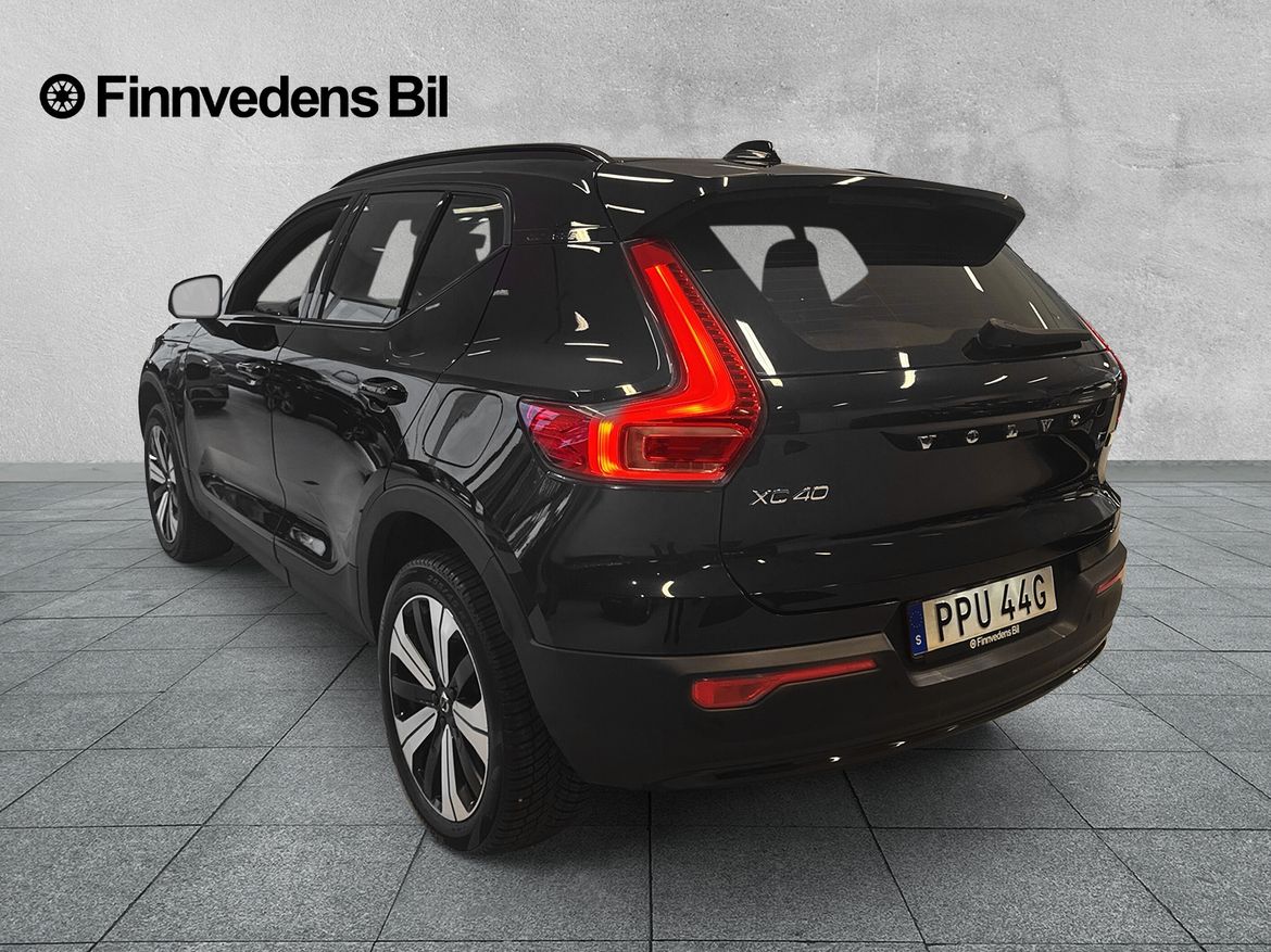 Volvo XC40 2023 - miniatyr 3