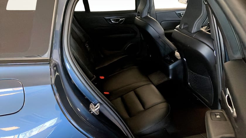 Bild 5 av Volvo V60 RECHARGE T6 AWD R-Design Kamera MOMS