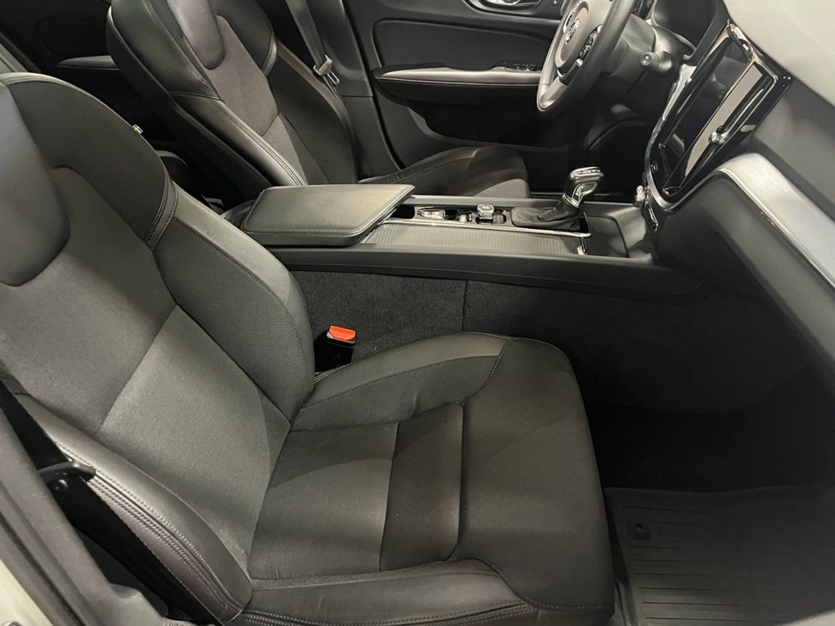 Volvo V60 2019 - miniatyr 9