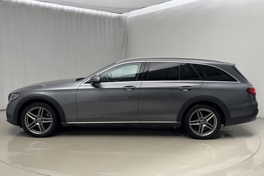 Bild 2 av Mercedes-Benz E 220 d 4MATIC All-Terrain Kombi Avantgarde