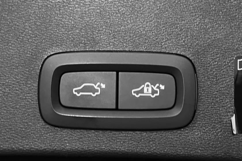 Bilde 2 av Volvo XC40 P8 AWD Recharge KROK|STOL.PK|LYS.PK|360|7år*
