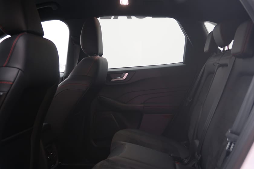 Bild 5 av Ford Kuga Plug-In Hybrid 2.5 225 PHEV ST-Line X Bus A