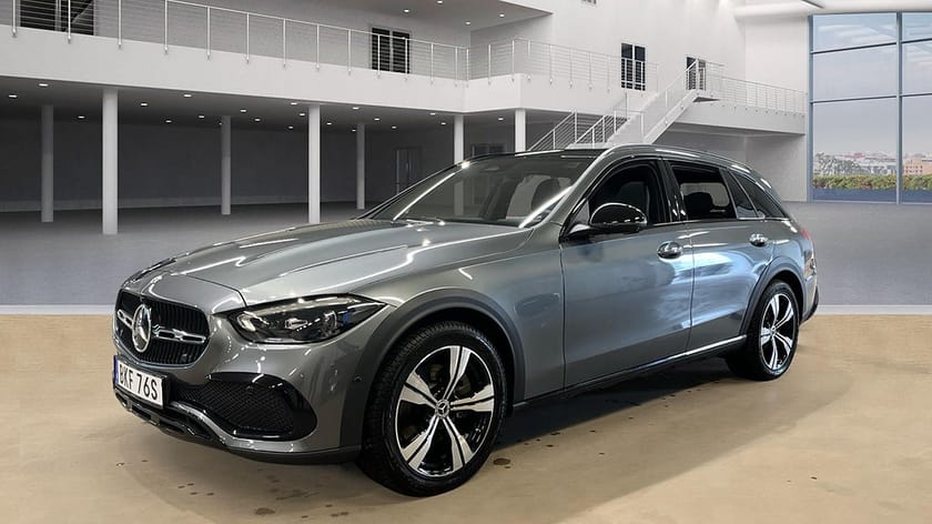 Bild 2 av Mercedes-Benz C 220 d 4MATIC All-Terrain Burmester Pano Drag Nightpack