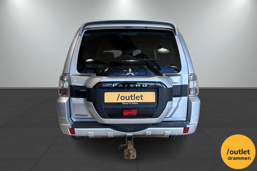 Bilde 4 av Mitsubishi Pajero 5-dørs 3.2 Di-D 4WD / Skinn /
