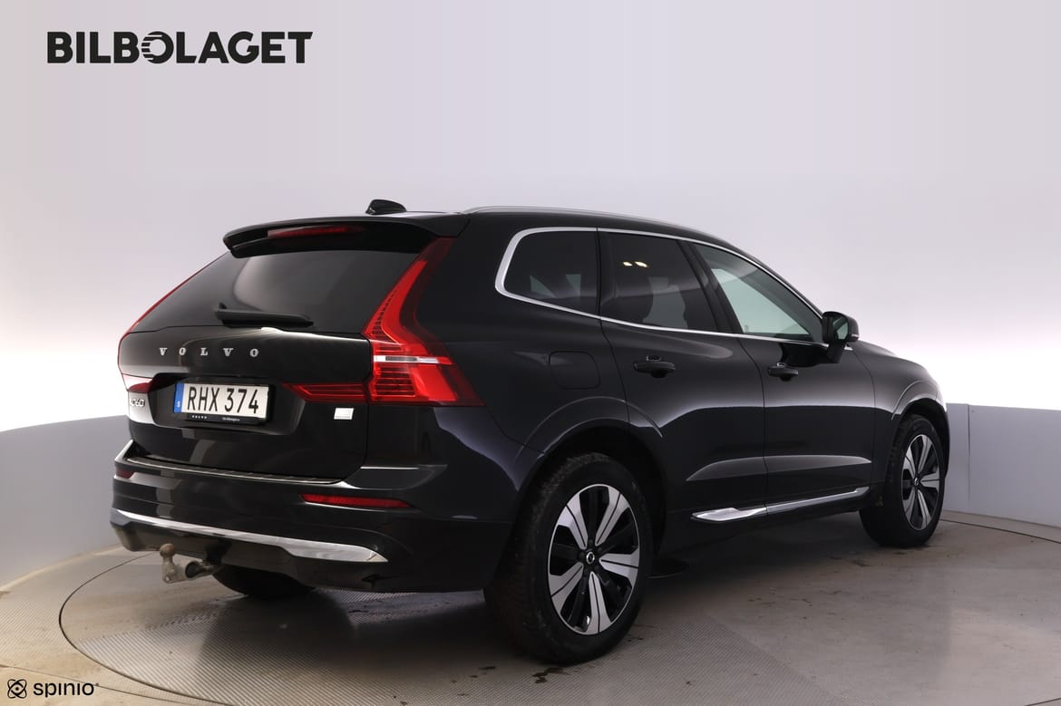 Volvo XC60 2023 - miniatyr 3