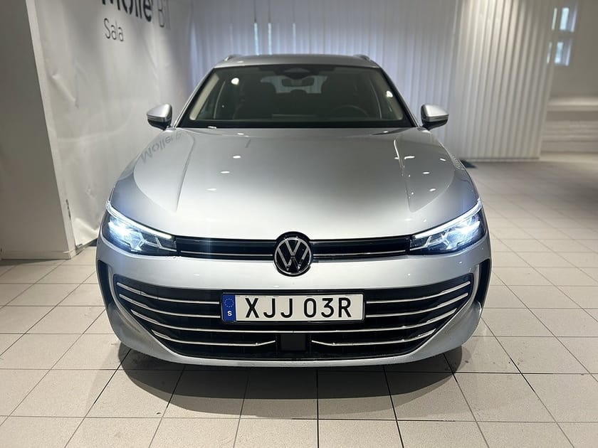 Bild 2 av Volkswagen Passat Variant eHybrid 1.5 TSI 205hk Business Drag värmare
