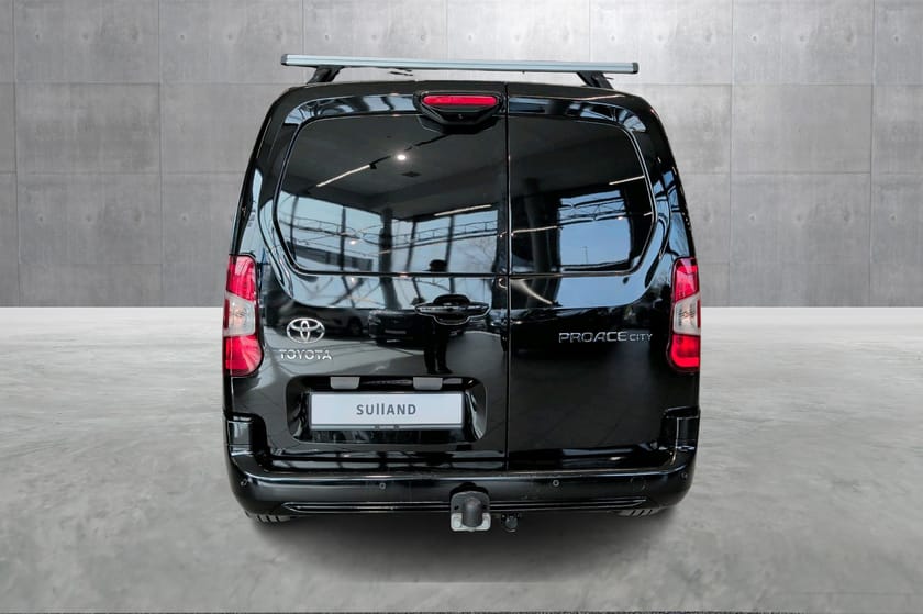 Bilde 4 av Toyota ProAce City 1.5D 130HK Automat L2 - Hengerfeste- Loyds dobbeltgulv