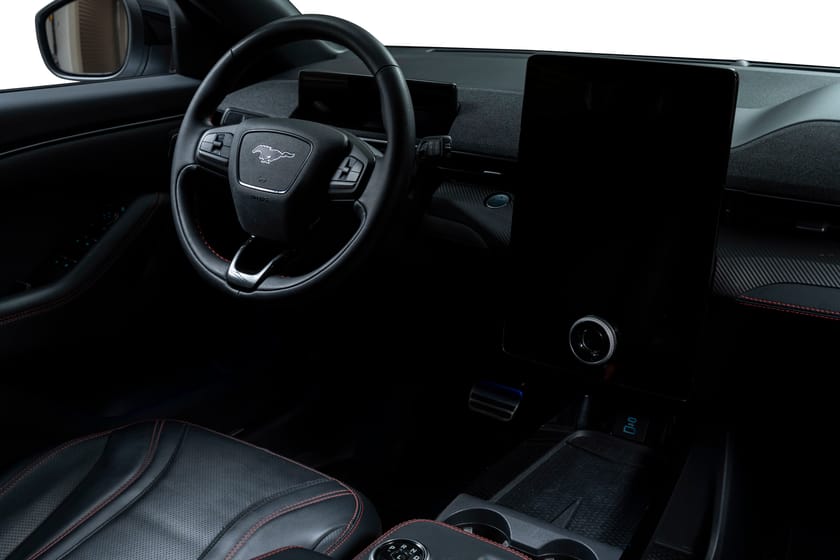 Bilde 3 av Ford Mustang Mach-E Standard Range AWD BRUKTBILKAMPANJE SR | | SUV | Navi | App | Kamera