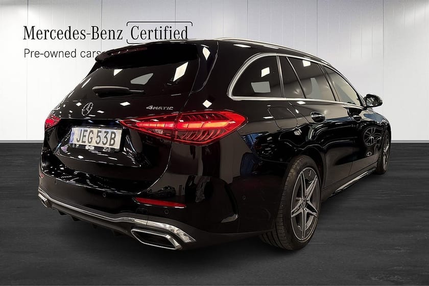 Bild 3 av Mercedes-Benz C 300 T de 4MATIC AMG Distronic Drag Keyless Rattvärme