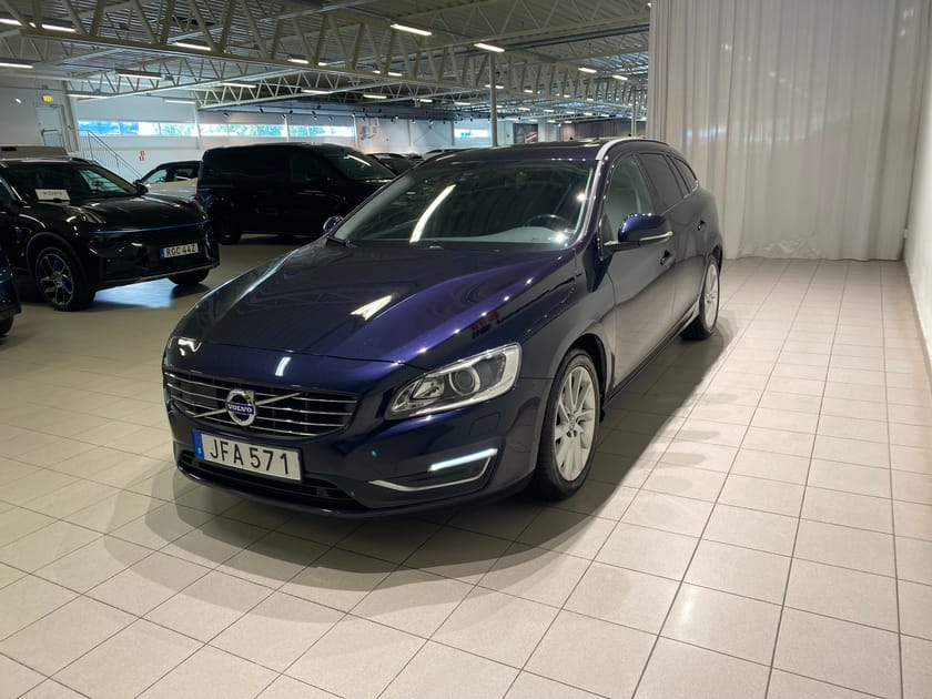 Bild 2 av Volvo V60 D3 Momentum Business E PRO