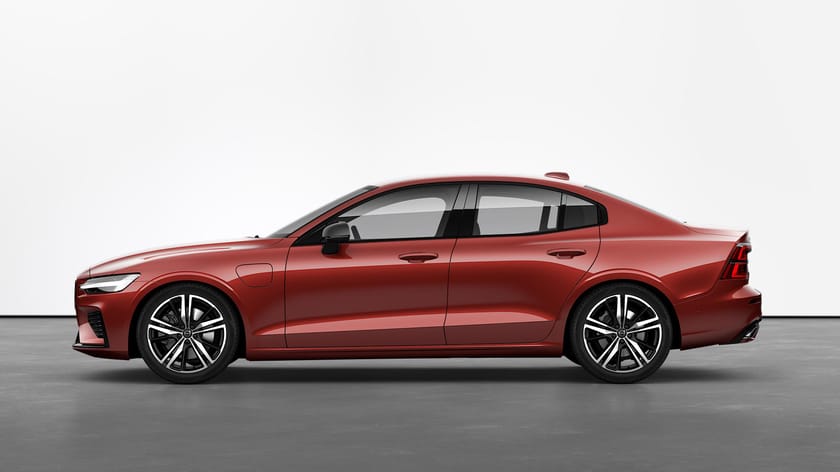 Bilde 2 av Volvo S60 Recharge T8 R-Design SEMI.EL.HF|19"|ACC|8år*
